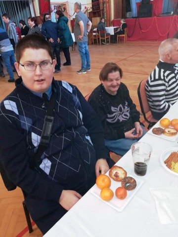 A úplně všichni 